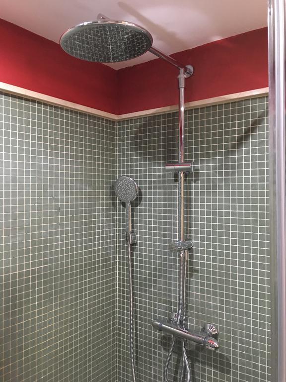 1E Azofaifo St Apartment セビリア エクステリア 写真