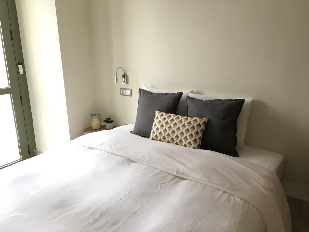 1E Azofaifo St Apartment セビリア エクステリア 写真
