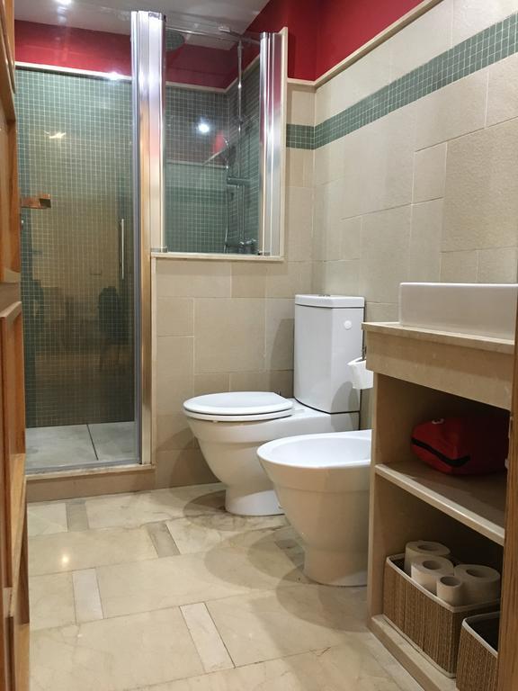 1E Azofaifo St Apartment セビリア エクステリア 写真