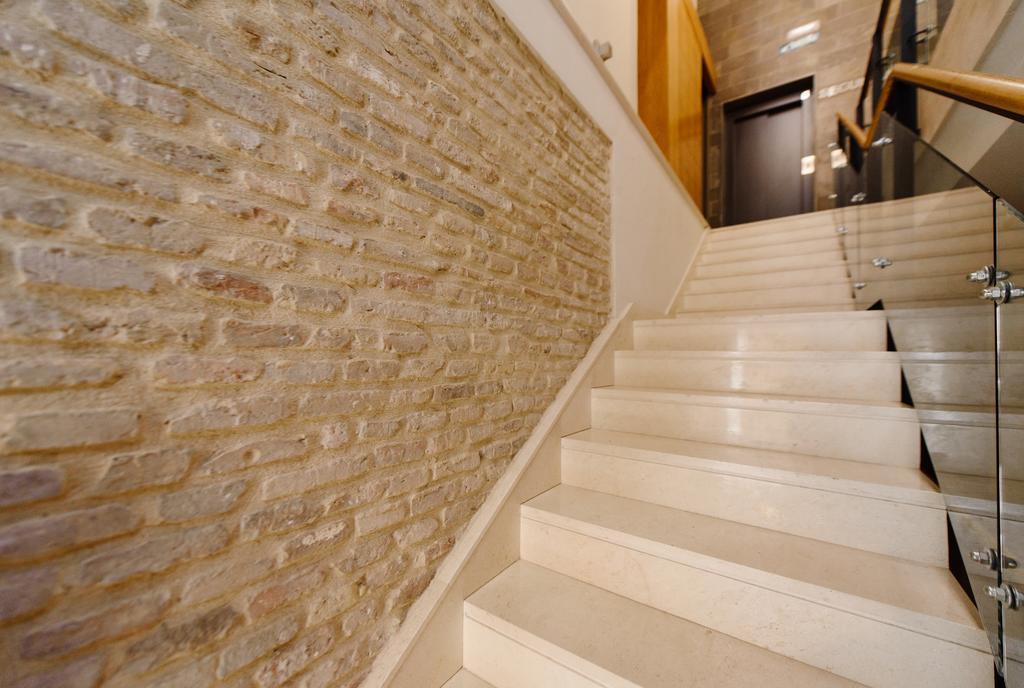 1E Azofaifo St Apartment セビリア エクステリア 写真